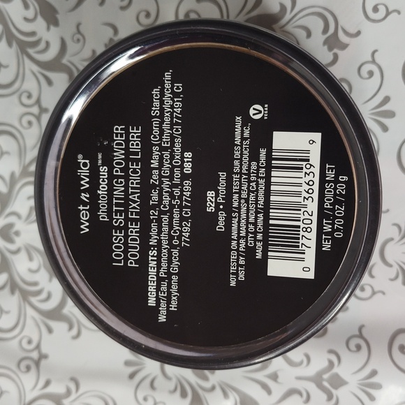Wet n Wild Photofocus Loose Setting Powder 522B Deep Profond 0.70 oz - Picture 2 of 4